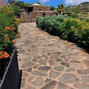 Dammuso Anir San Michele (Pantelleria)